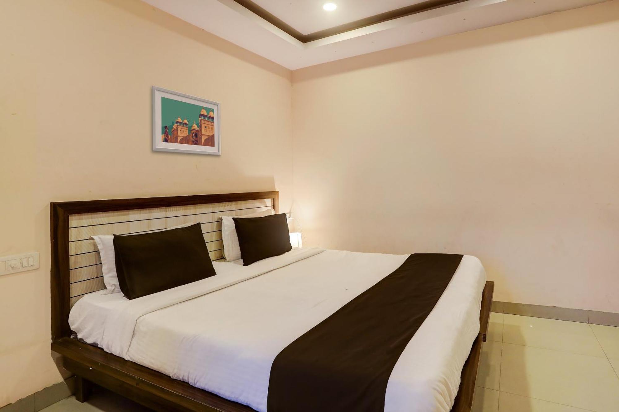 Super Hotel O Vaishnavi Inn Hyderabad Eksteriør bilde