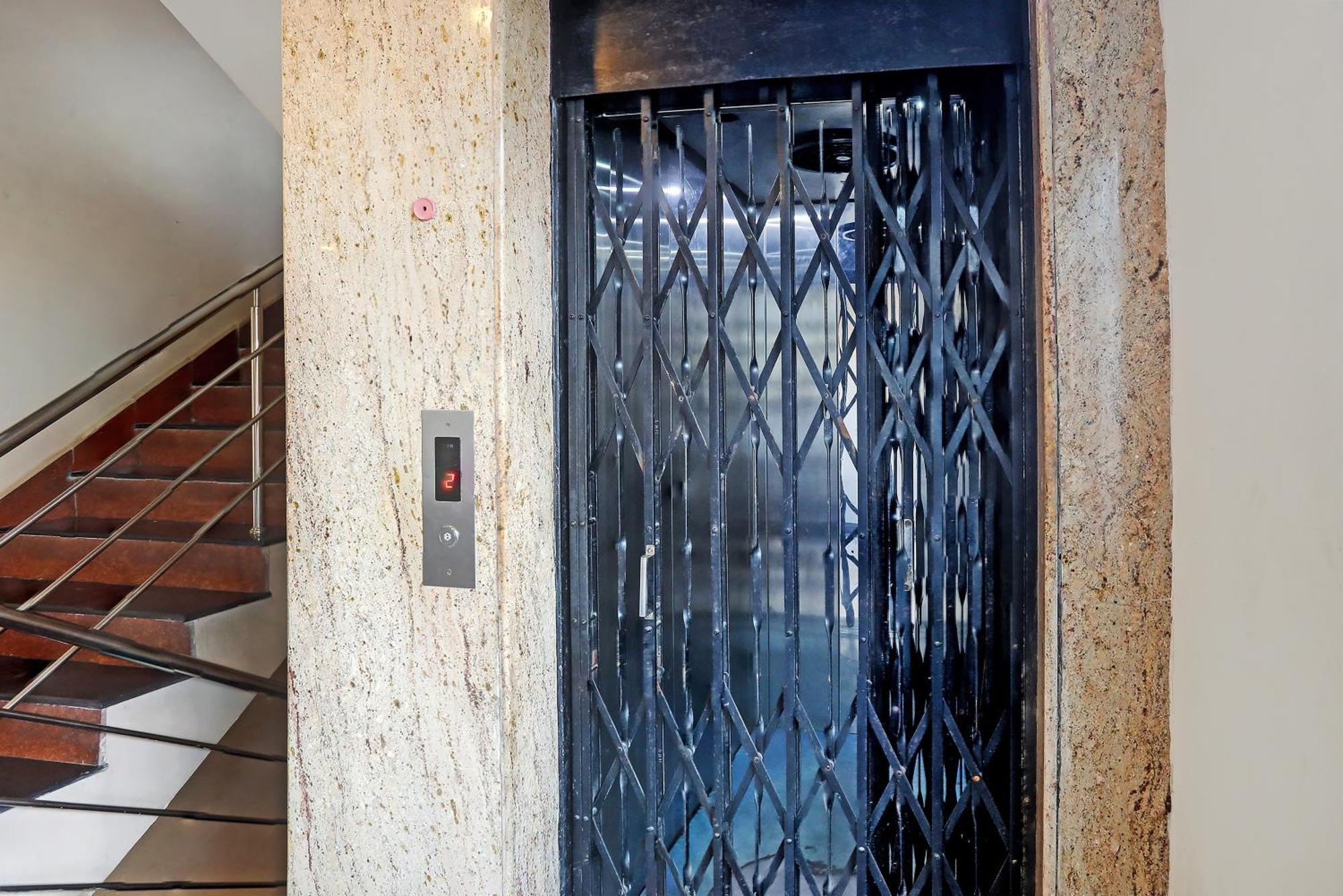 Super Hotel O Vaishnavi Inn Hyderabad Eksteriør bilde